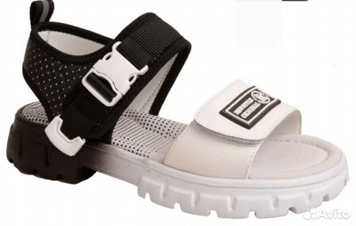 Босоножки для девочки