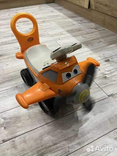 Машинка каталка толокар