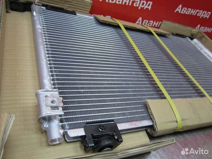 Радиатор кондиционера Toyota Avensis T250 2AZ-FSE