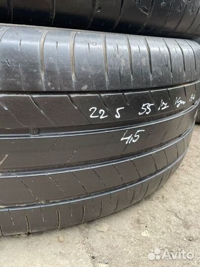 Kumho Ecsta HS52 225/55 R17 101W