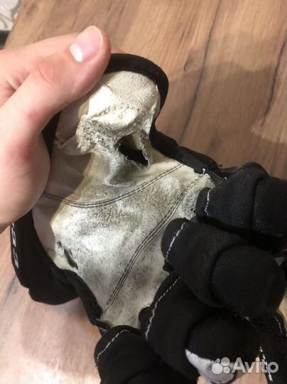 Краги хоккейные размер 14 ссм bauer