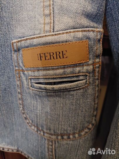 Джинсовый пиджак Ferre куртка жакет женский