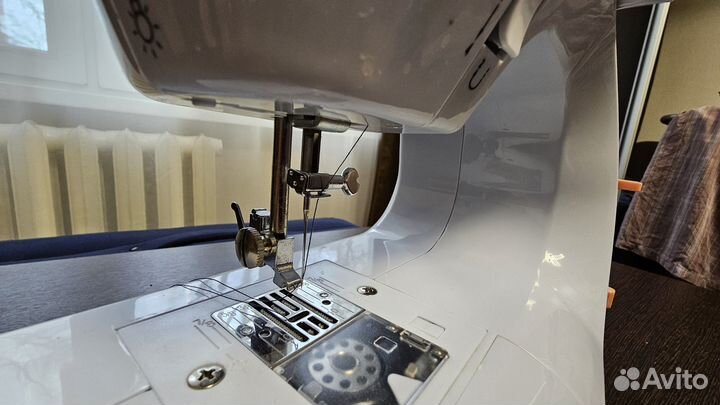 Швейная машина dexp SM-1600H