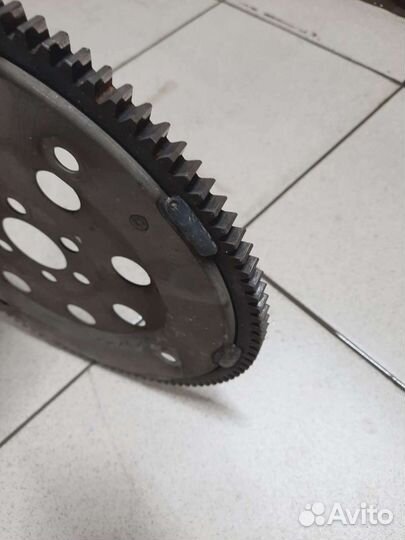 Маховик на Nissan Primera P12