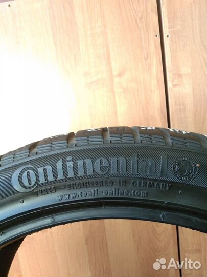 Continental ContiCrossContact Winter 295/35 R21 107V