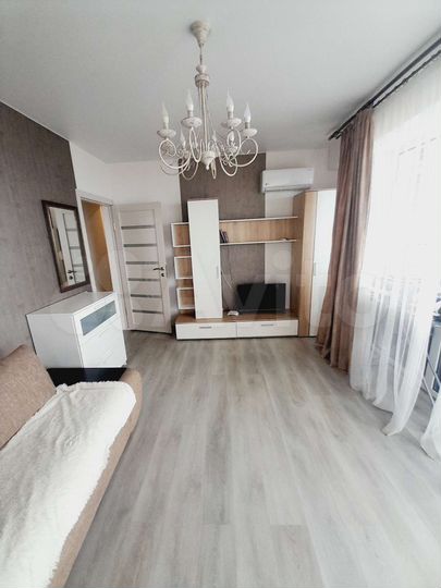 2-к. квартира, 58 м², 8/13 эт.