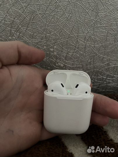 Airpods 1