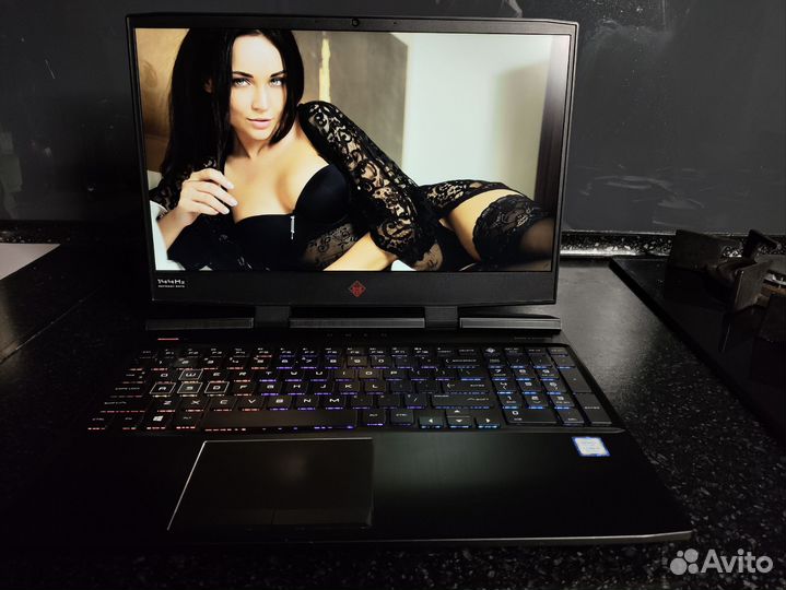 Игровой ноутбук HP omen i5-8300/gtx1060/8g/640g
