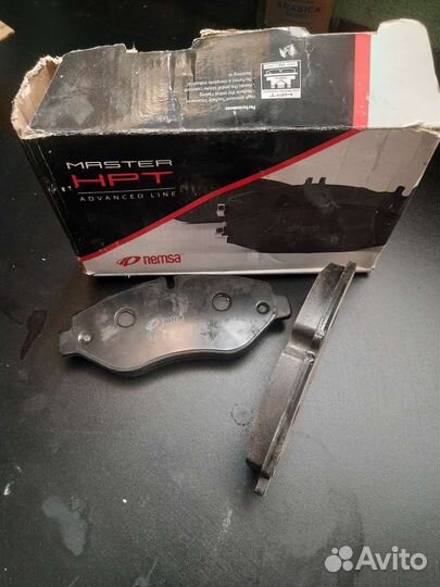 Колодки тормозные передние Iveco Daily