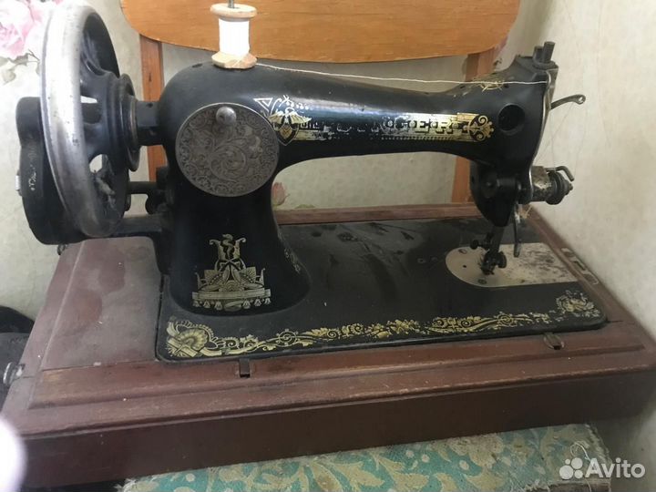 Швейная машина Singer
