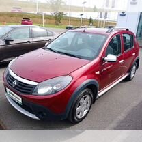 Renault Sandero Stepway 1.6 AT, 2013, 111 800 км, с пробегом, цена 899 000 руб.