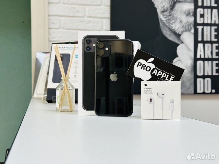 iPhone 11, 64 ГБ