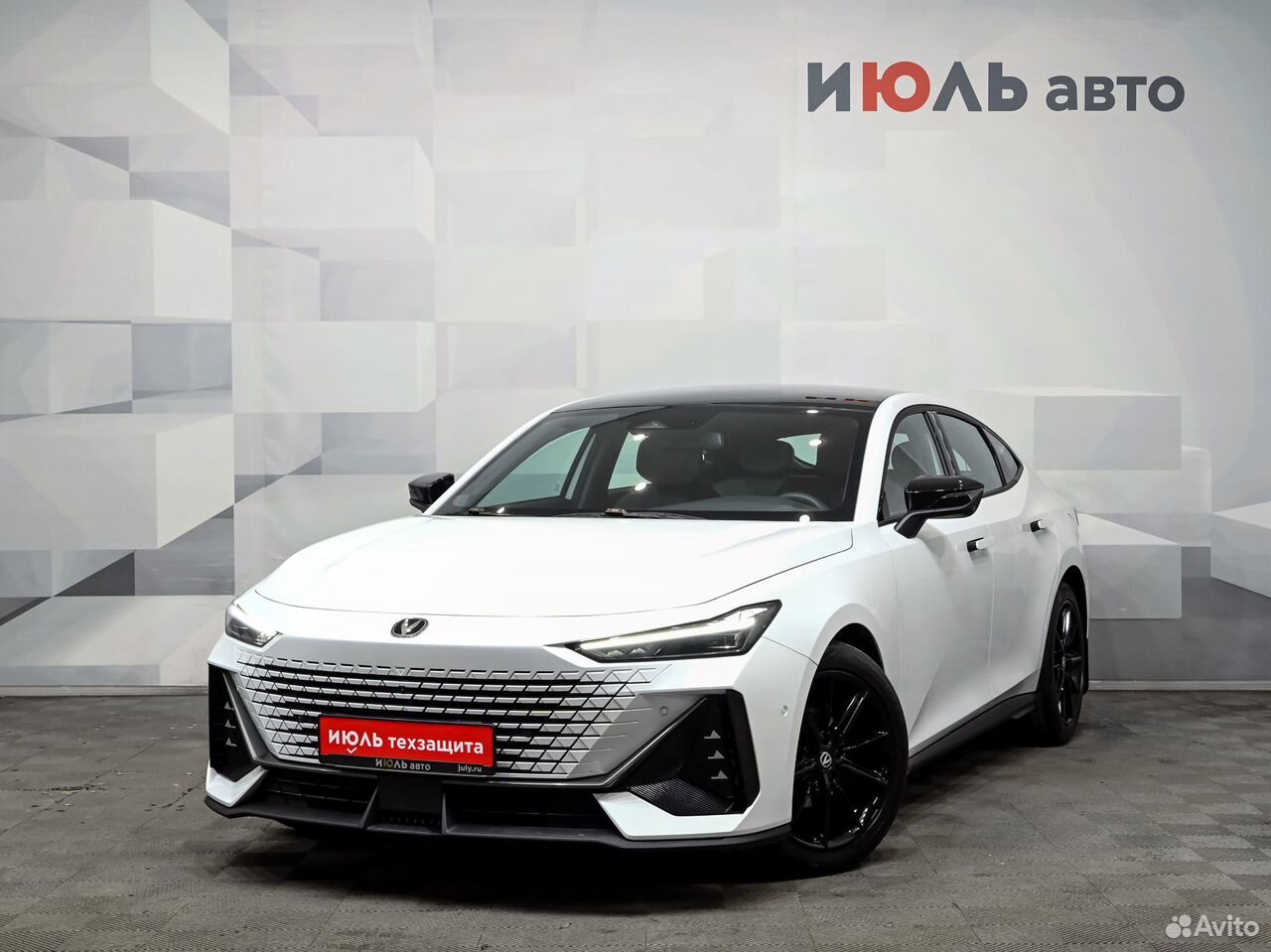 Changan UNI-V 1.5 AMT, 2023, 32 270 км