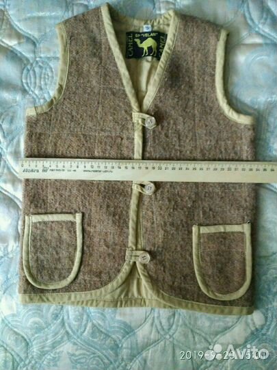 Жилет из верблюжей шерсти новый