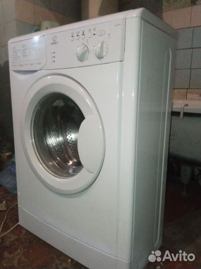 Стиральная машинка Indesit