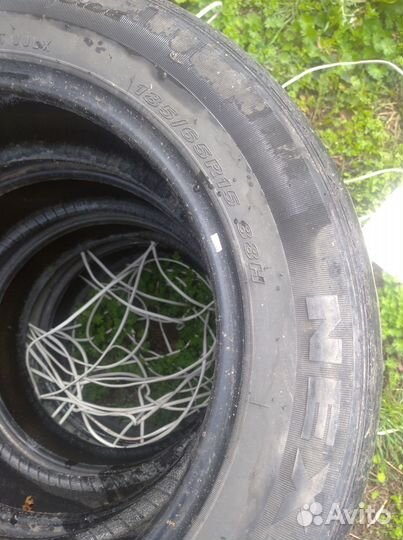 Nexen N1000 18.4/65 R15