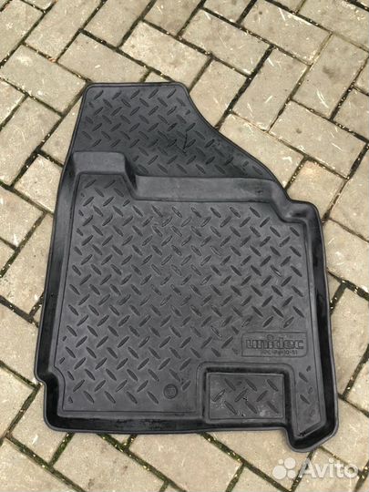 Коврики на Cadillac SRX