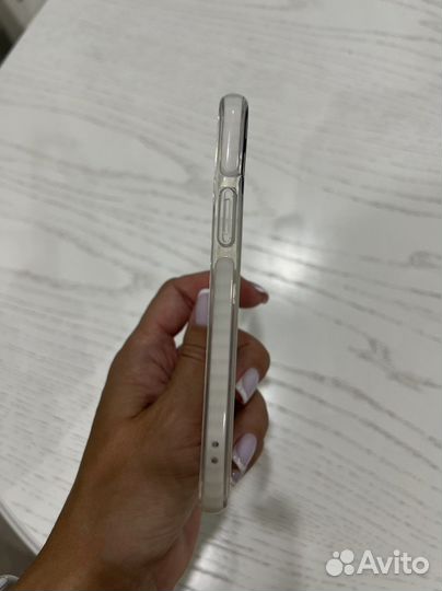 Чехол на iPhone 11 pro белый