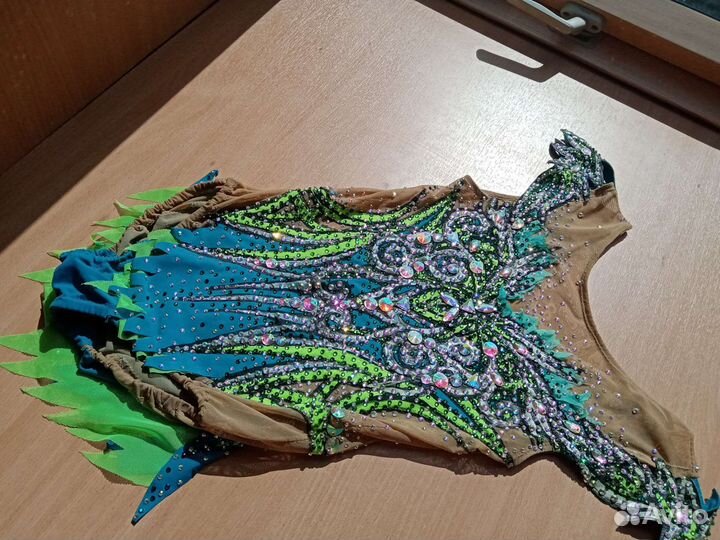 Купальник для художественной гимнастики