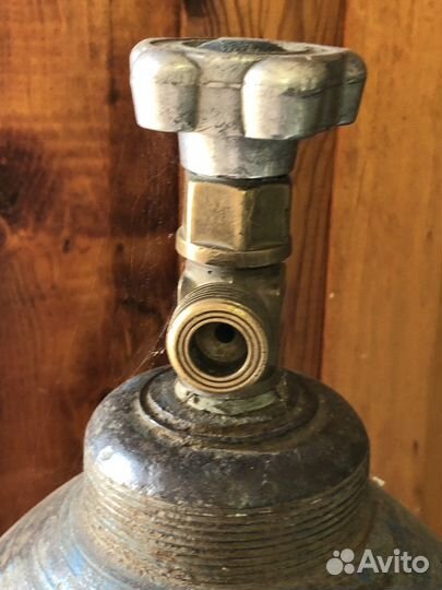 Кислородный баллон медицинский