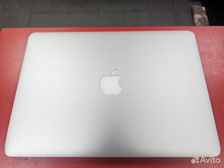 Ноутбук Macbook Air 13 late 2013 8/256gb id33857