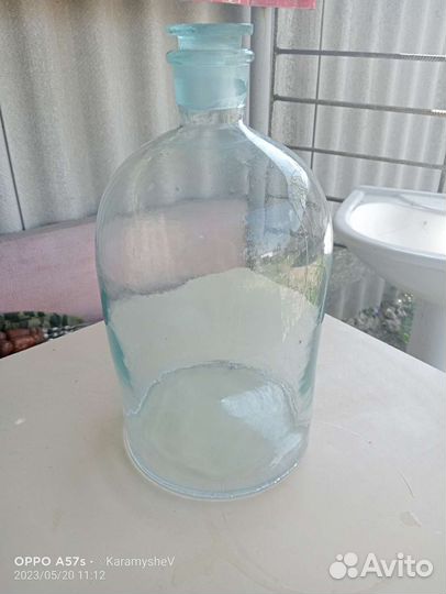 Бутылка стеклянная