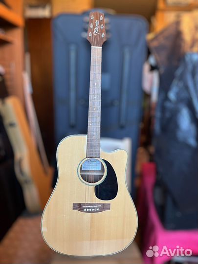 Электроакустическая гитара Takamine с кофром