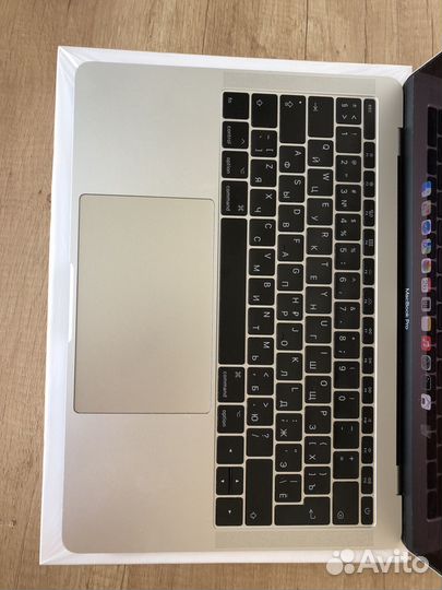 Apple MacBook Pro 13 2017 8/128/i5 рст