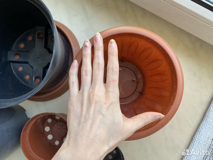 Горшки пластиковые для цетов, рассады