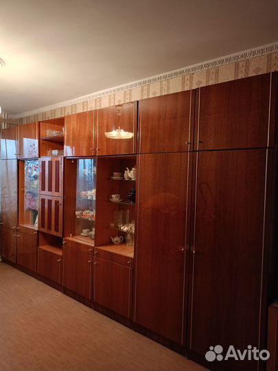 Мебельная стенка бу бесплатно