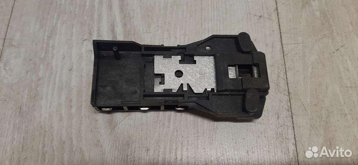 Устройство блокировки люка T85 626