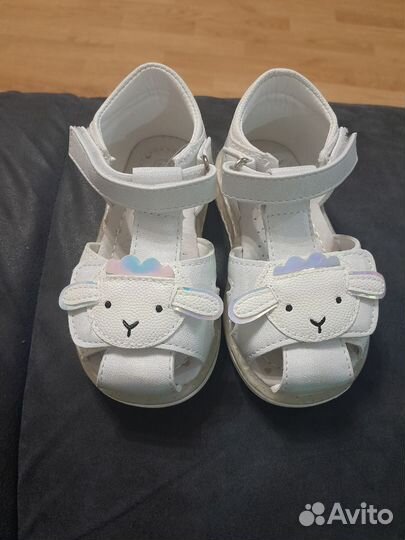 Сандалии для девочки