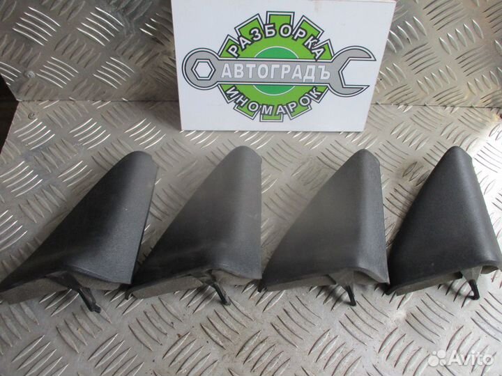 Крышка зеркала Volkswagen Passat внутренняя правая