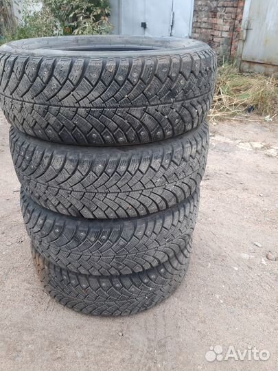 Bfgoodrich G-Force Stud 205/55 R16