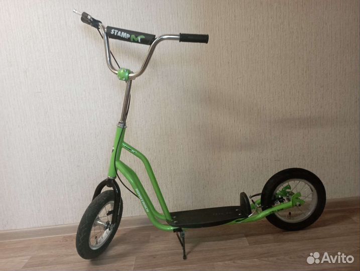 Самокат внедорожный novatrack stamp зелëный