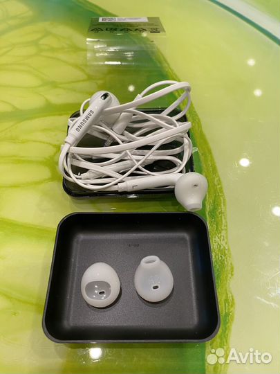 Новые наушники Samsung EO-EG920BW, белые, оригинал