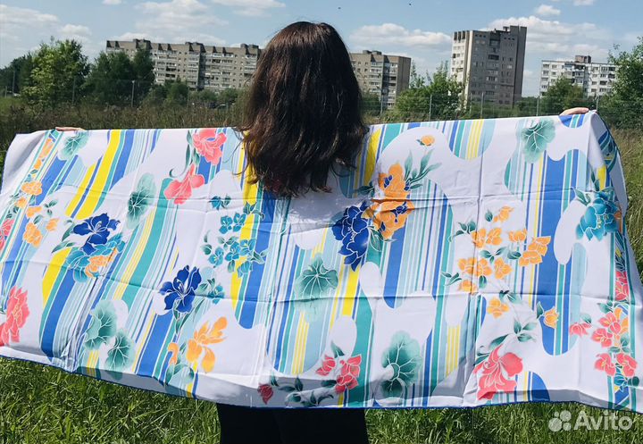 Палантины leonard paris разные