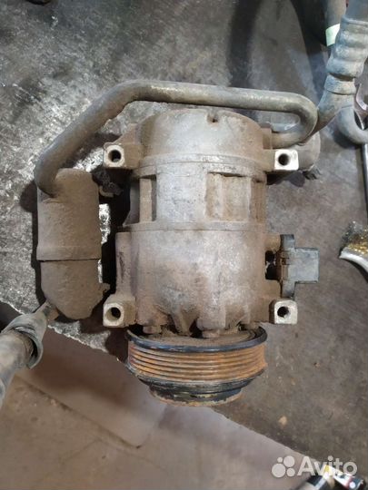 Компрессор кондиционера Мерседес