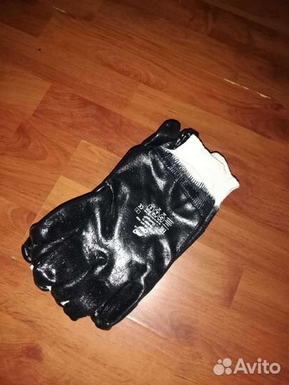 Перчатки
