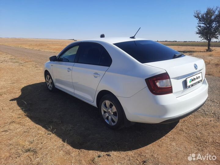Skoda Rapid 1.6 AT, 2018, 186 000 км