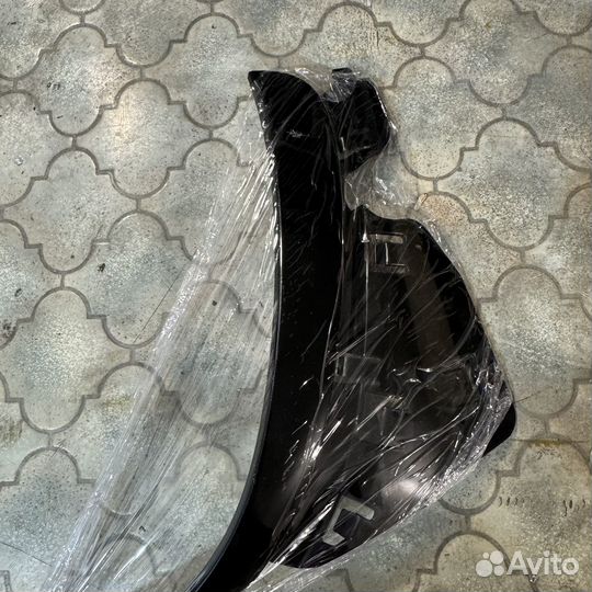 Накладка решетки переднего бампера Mercedes w167