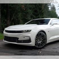 Chevrolet Camaro 2.0 AT, 2019, 110 000 км, с пробегом, цена 2 550 000 руб.