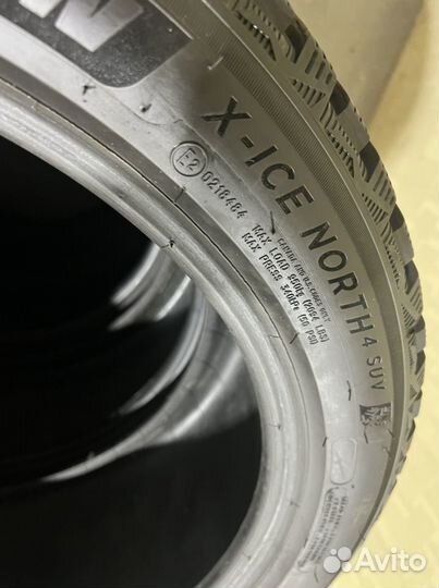 Michelin X-Ice North 4 275/40 R20 и 315/35 R20 106T