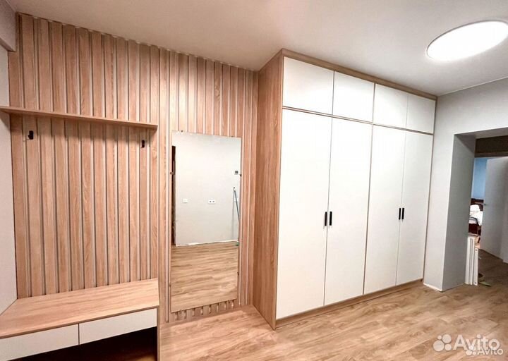 Шкафы в прихожую от мебельной фабрики