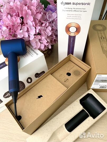 Фен Dyson Supersonic HD08