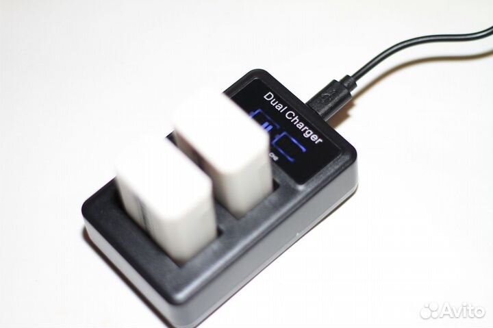 Зарядное устройство двойное для Sony + 2акб