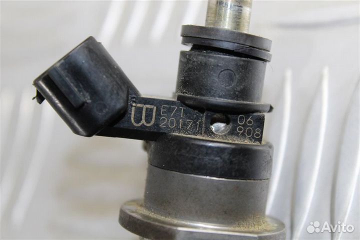 Форсунка топливная Mazda CX-7