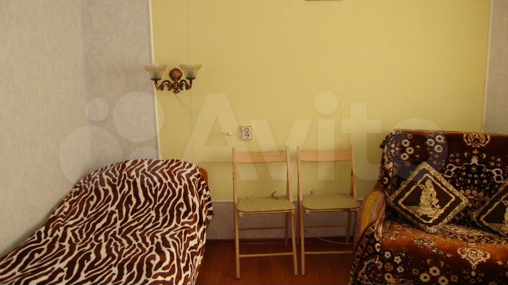 2-к. квартира, 48 м², 1/9 эт.