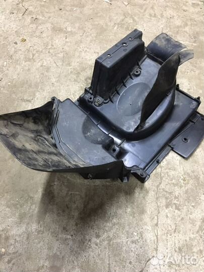 Заднее крыло Honda Foresight 250