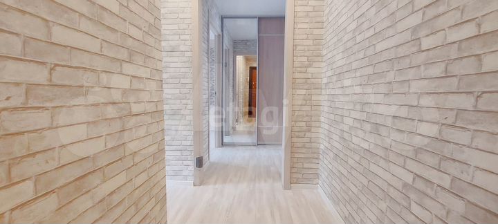 2-к. квартира, 43,8 м², 5/5 эт.